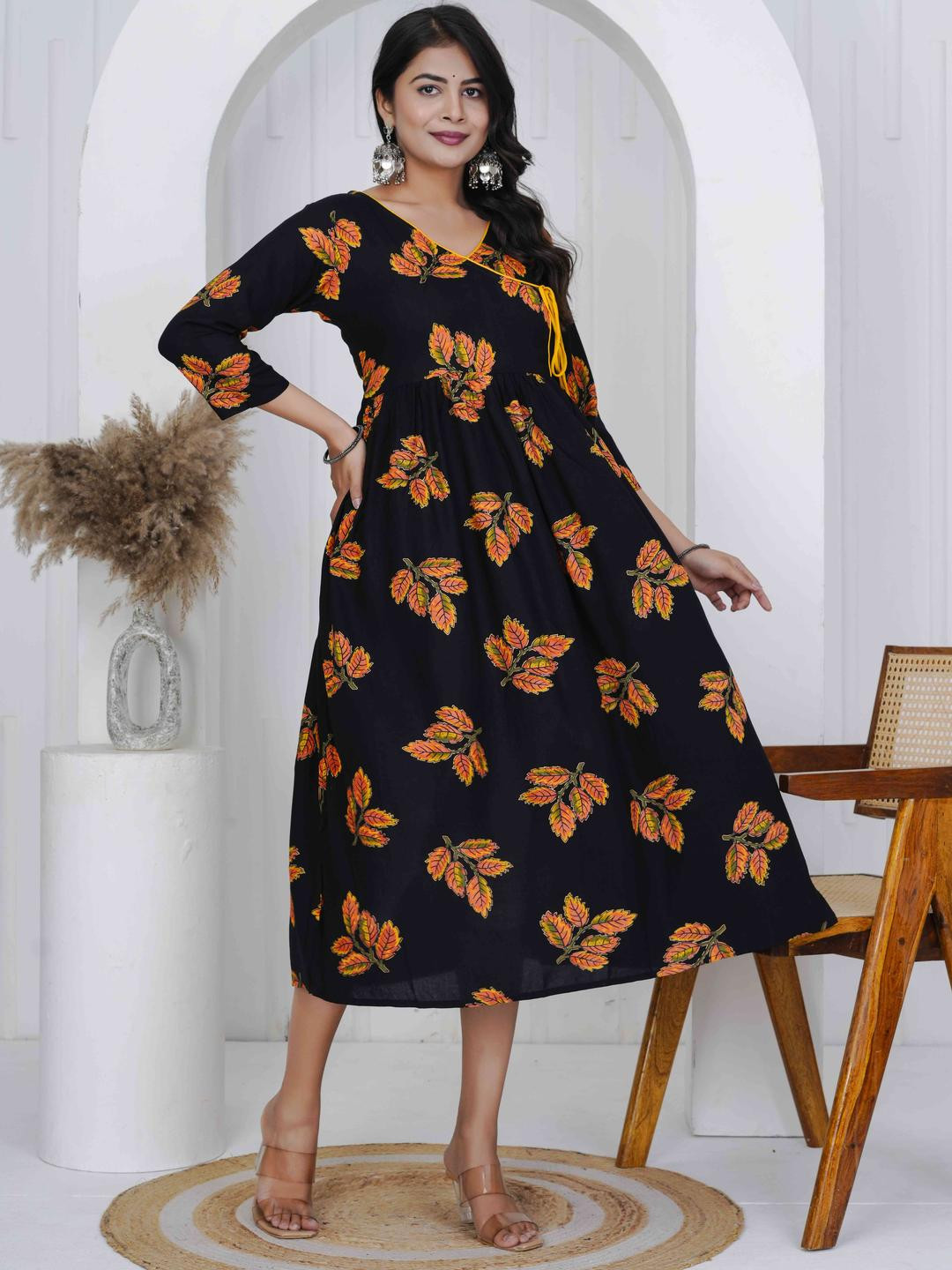 MEHKFAB Women Black Viscose Rayon Dresses
