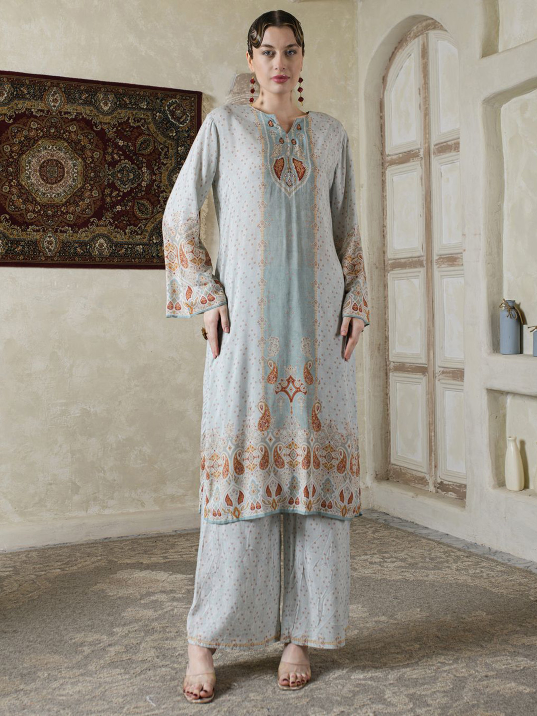 THE BARI Women Paisley Printed V Neck Pure Silk Kurta with Trousers & Dupatta