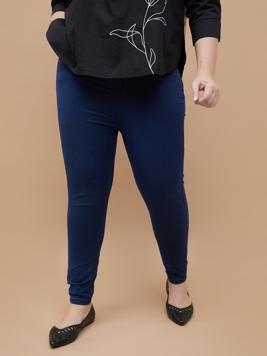 Nexus by Lifestyle Women Skinny Fit Mid-Rise Cotton Plus Size Jeans