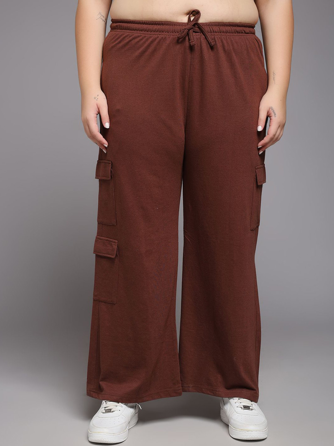 MKH Women Mid-Rise Cargos Pant