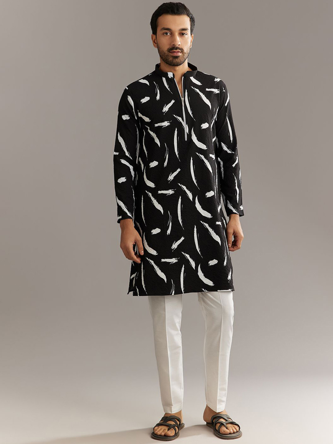 KALKI Fashion Men Abstract Printed Kurta with Pyjama