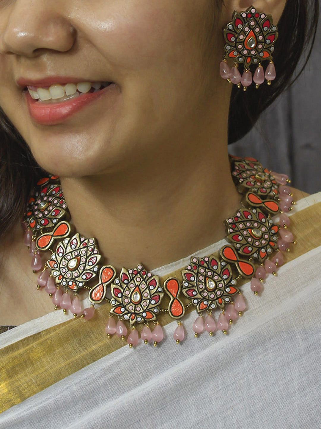 JUMKEY Kundan Studded & Lotus Flower Design Jewellery Set