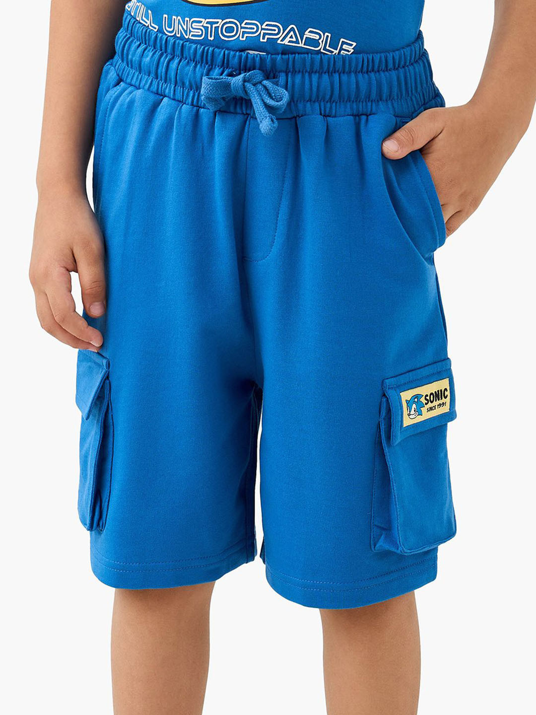 Juniors by Babyshop Boys The Hedgehog Printed Regular Fit Mid-Rise Cargo Shorts