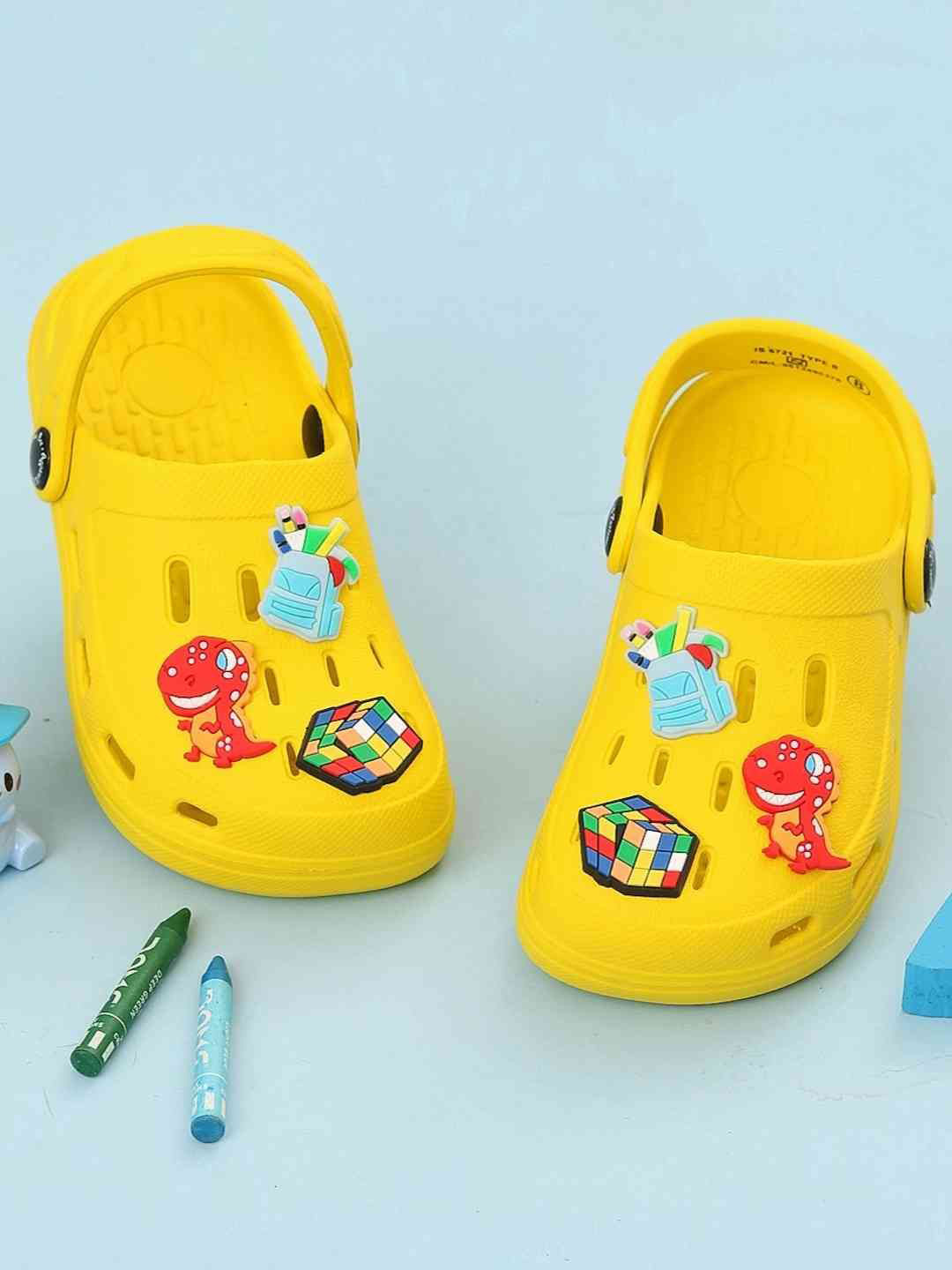Yellow Bee Boys Clogs with Backpack, Dinosaur & Cube Charms