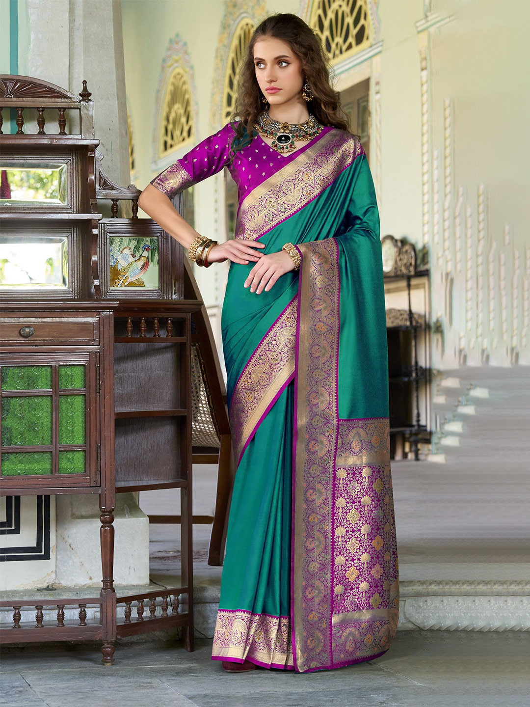 Smart Stree Woven Design Border Zari Art Silk Banarasi Saree