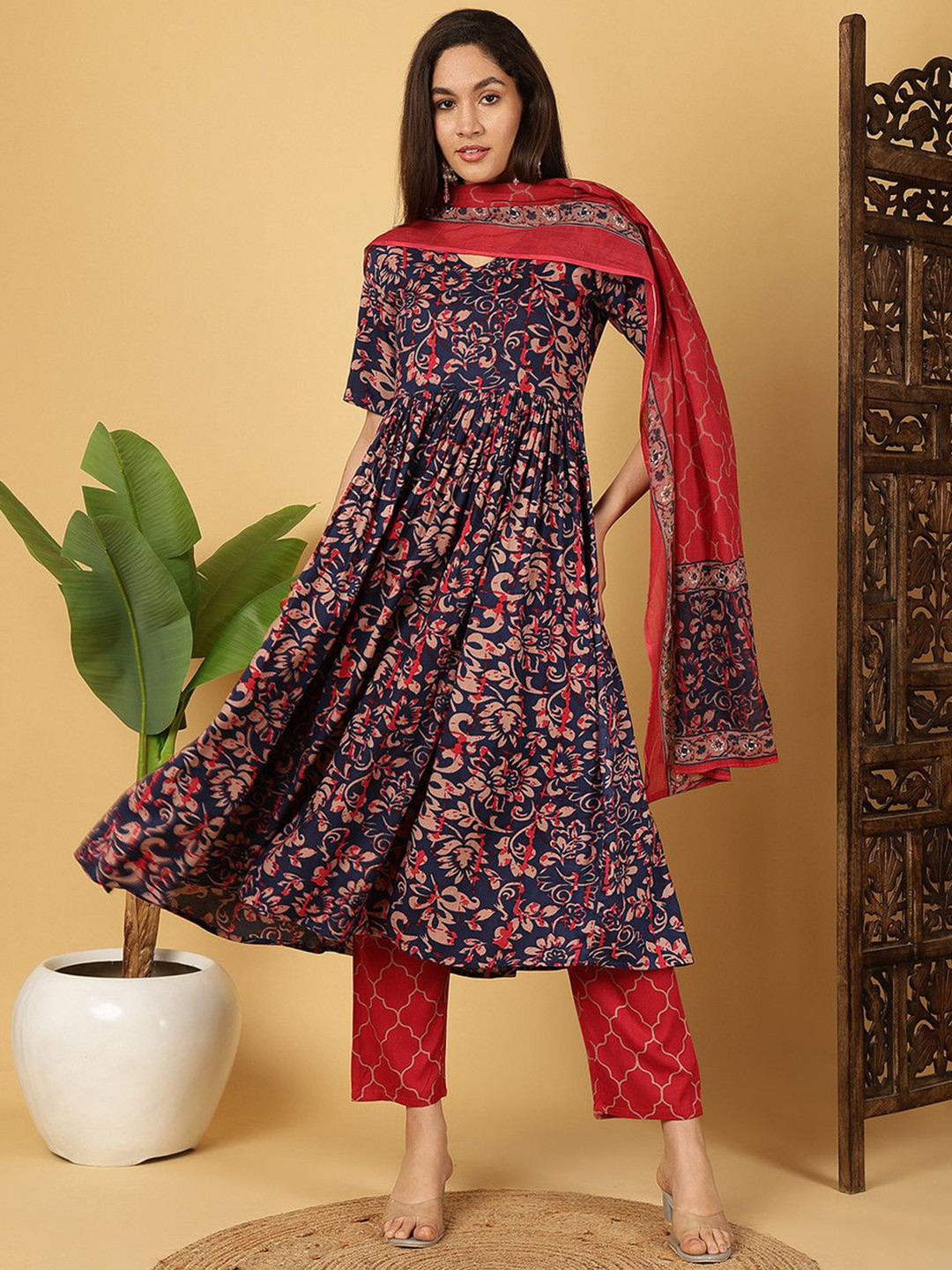 ARADHNA Women Ethnic Motifs Printed Anarkali Kurta with Trouser & Dupatta