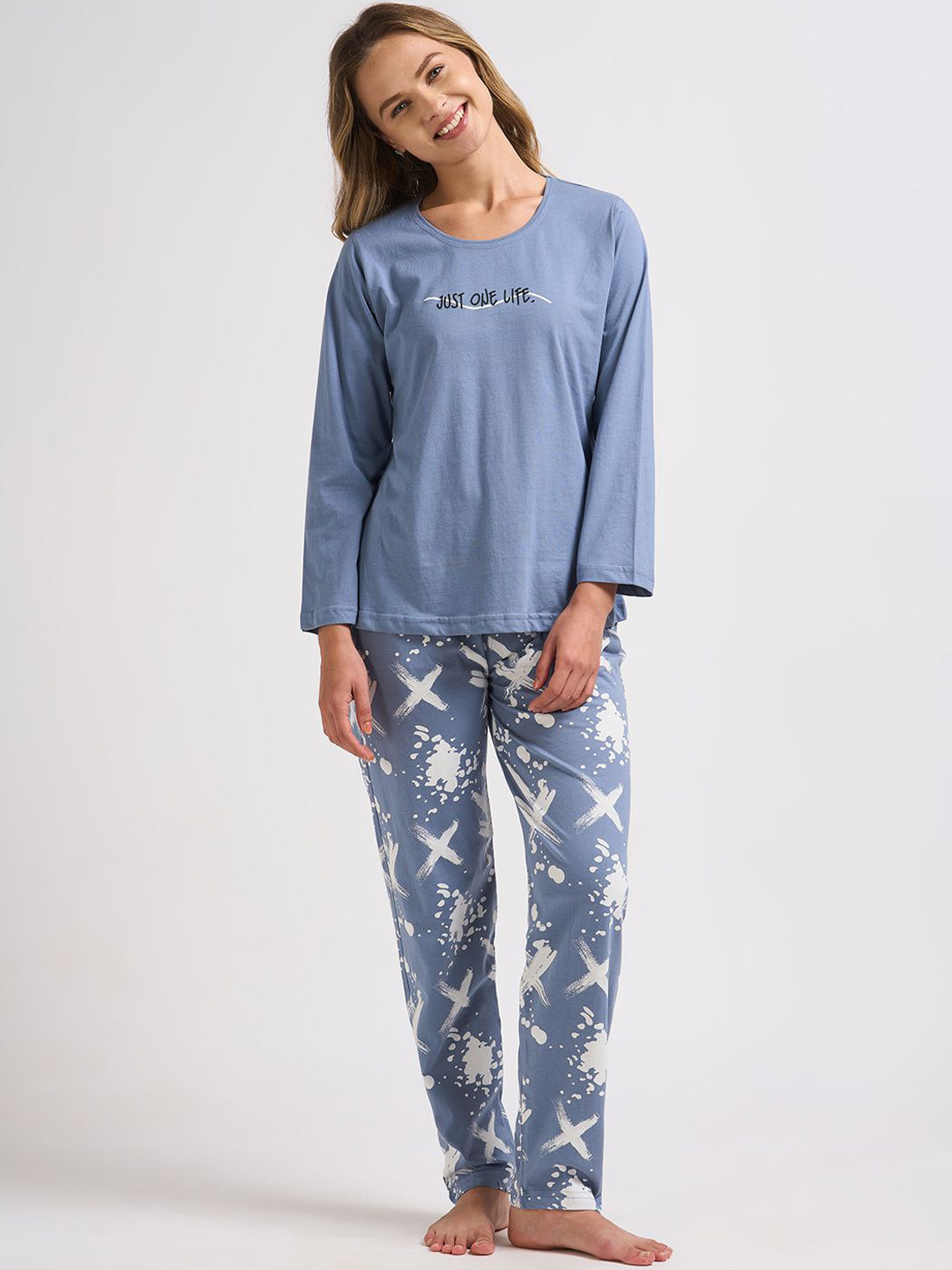 Juliana Dream Women Typography Printed Night suit