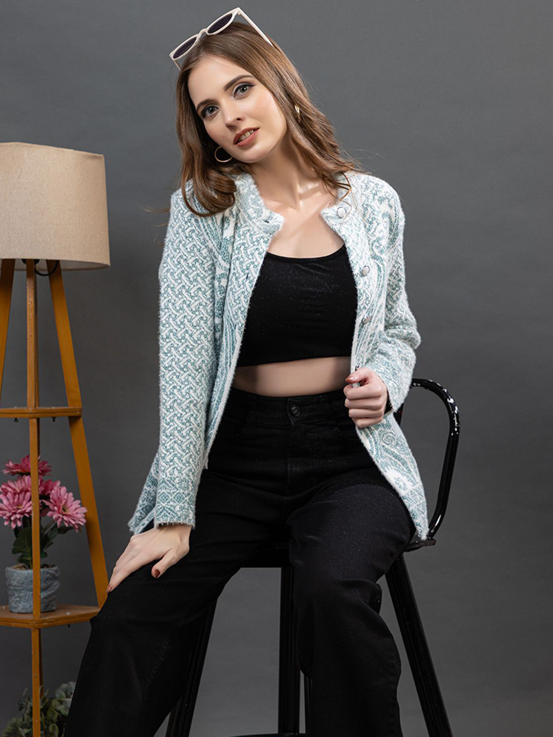 Dadu Dayal Women Geometric Self Design Woollen Cardigan