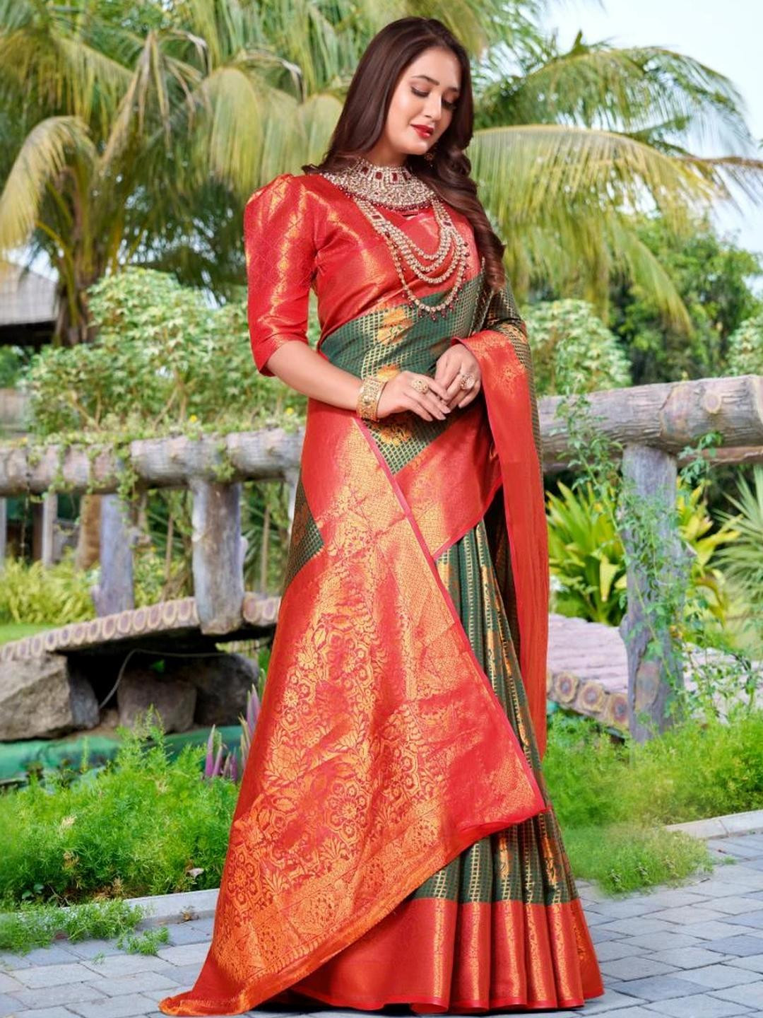 AKSH FASHION Green Silk Blend  Sarees