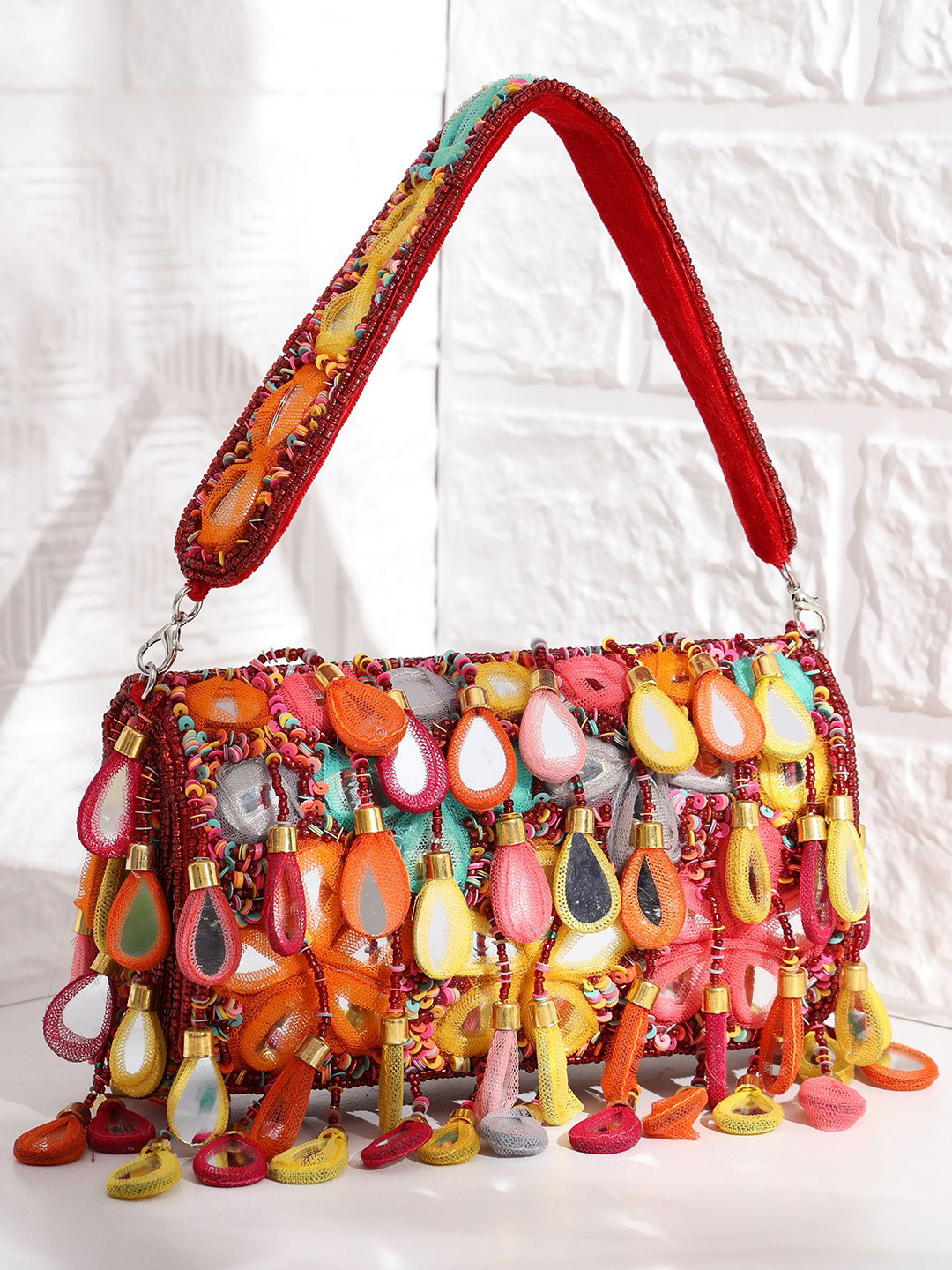 MYBWO Women Embellished Structured Handbag With Fringed