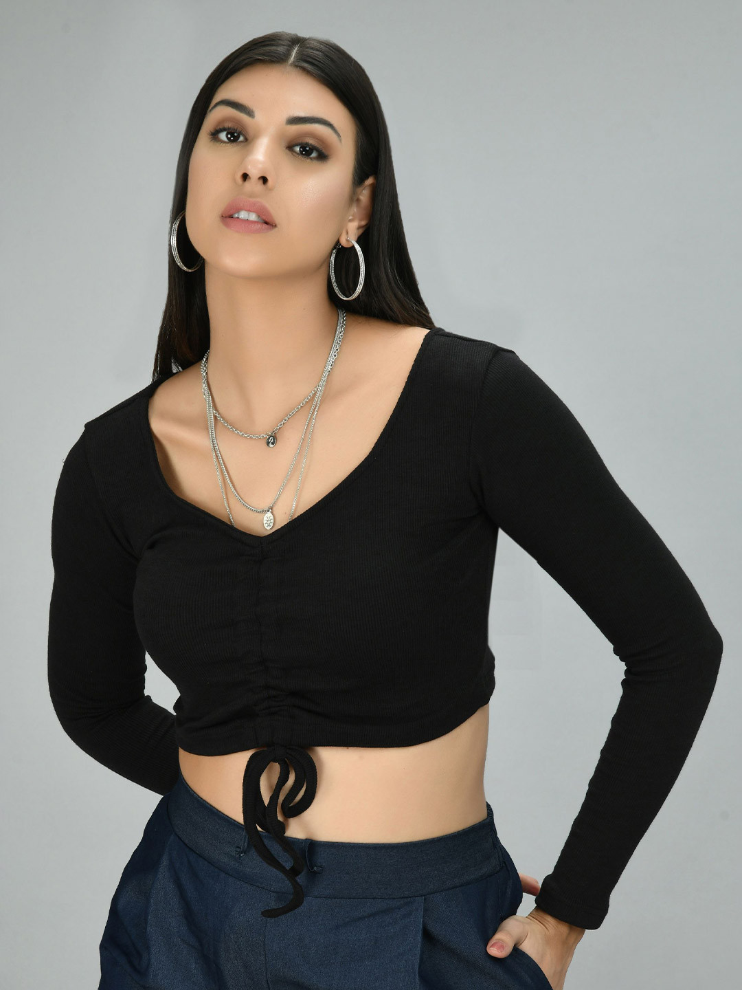 Fragancia Women Sweetheart Neck Ribbed Ruched Crop Top With Drawstring Details