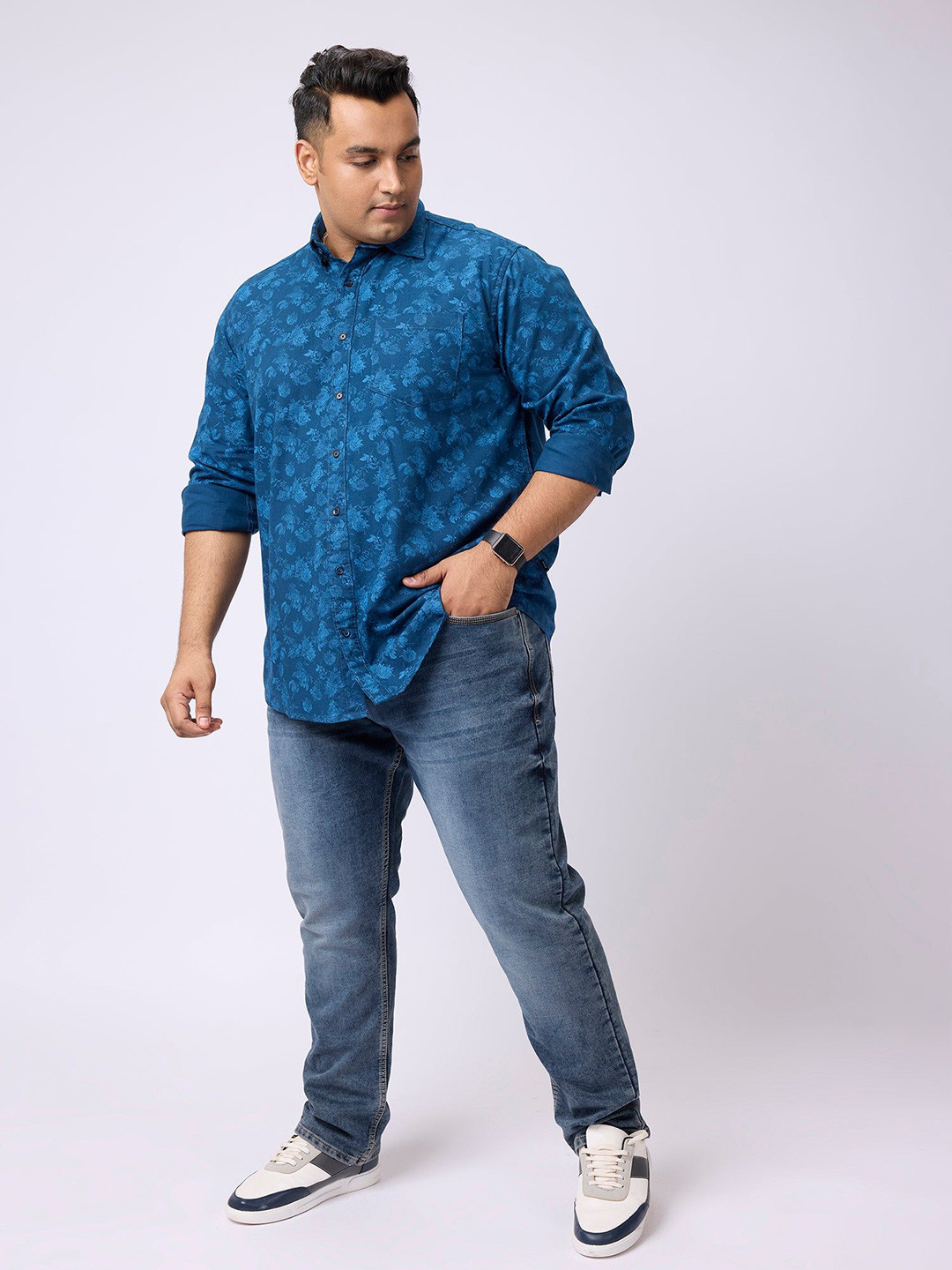 Big Hello - The Plus Life Original Fit Floral Printed Spread Collar Cotton Casual Shirt