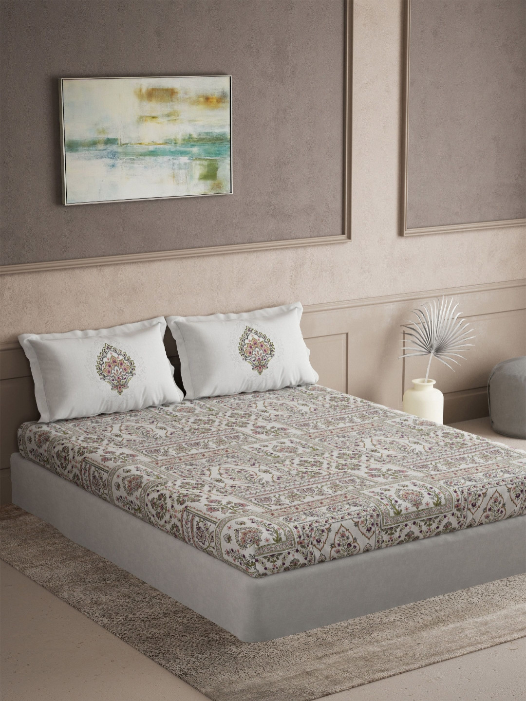 DDecor Pink & Cream-Coloured Printed 145TC Cotton Double King Bedsheet Set 2.74 m x 2.74 m