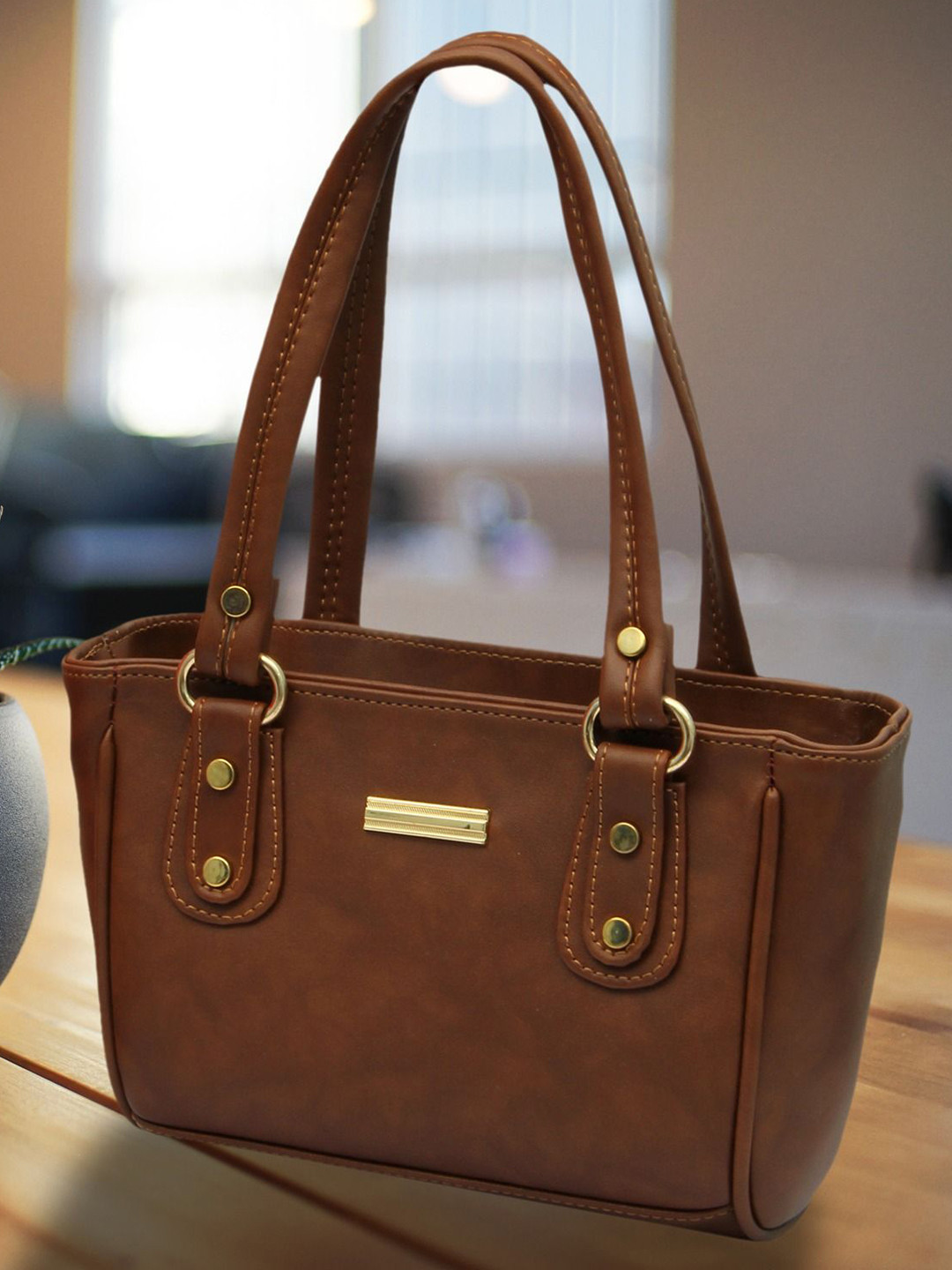 Worldstar Structured Handheld Bag