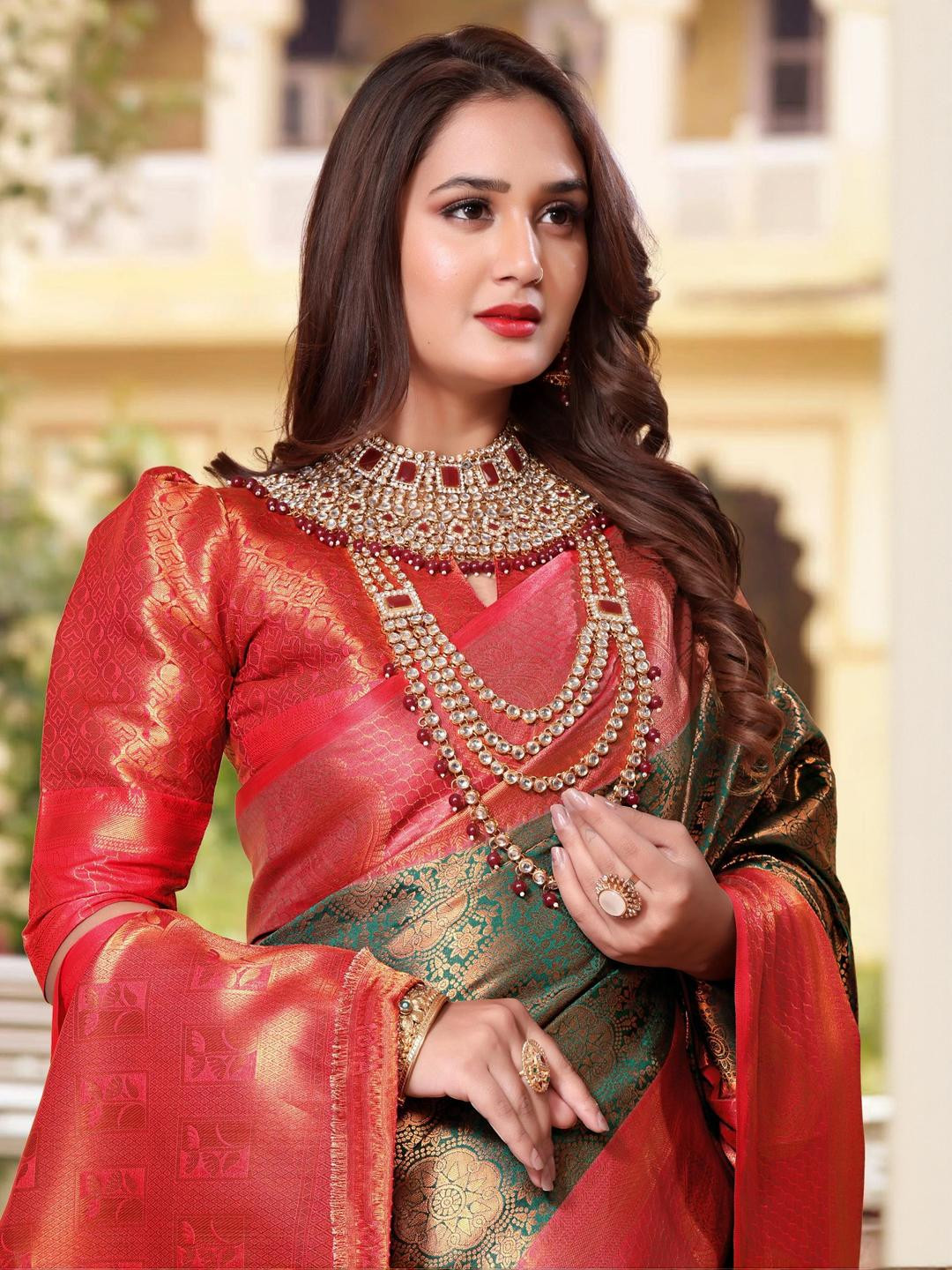 AKSH FASHION Green Silk Blend  Sarees