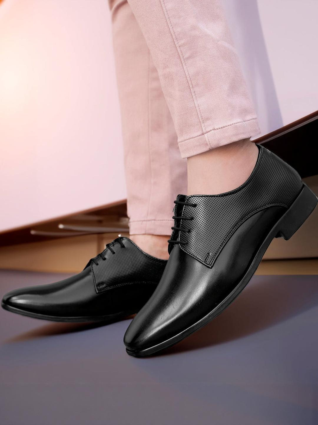 Von huette Men Leather Casual Shoes