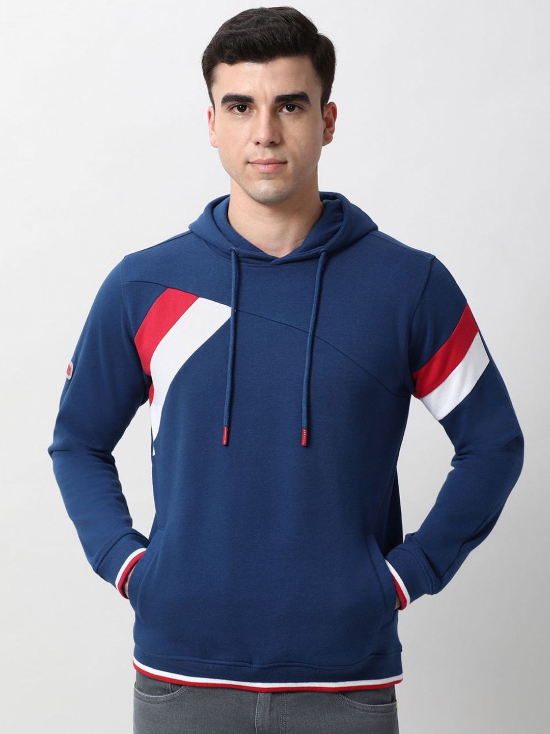 Peter England Casuals Men Colourblocked Patterned Hooded Neck Sweatshirt