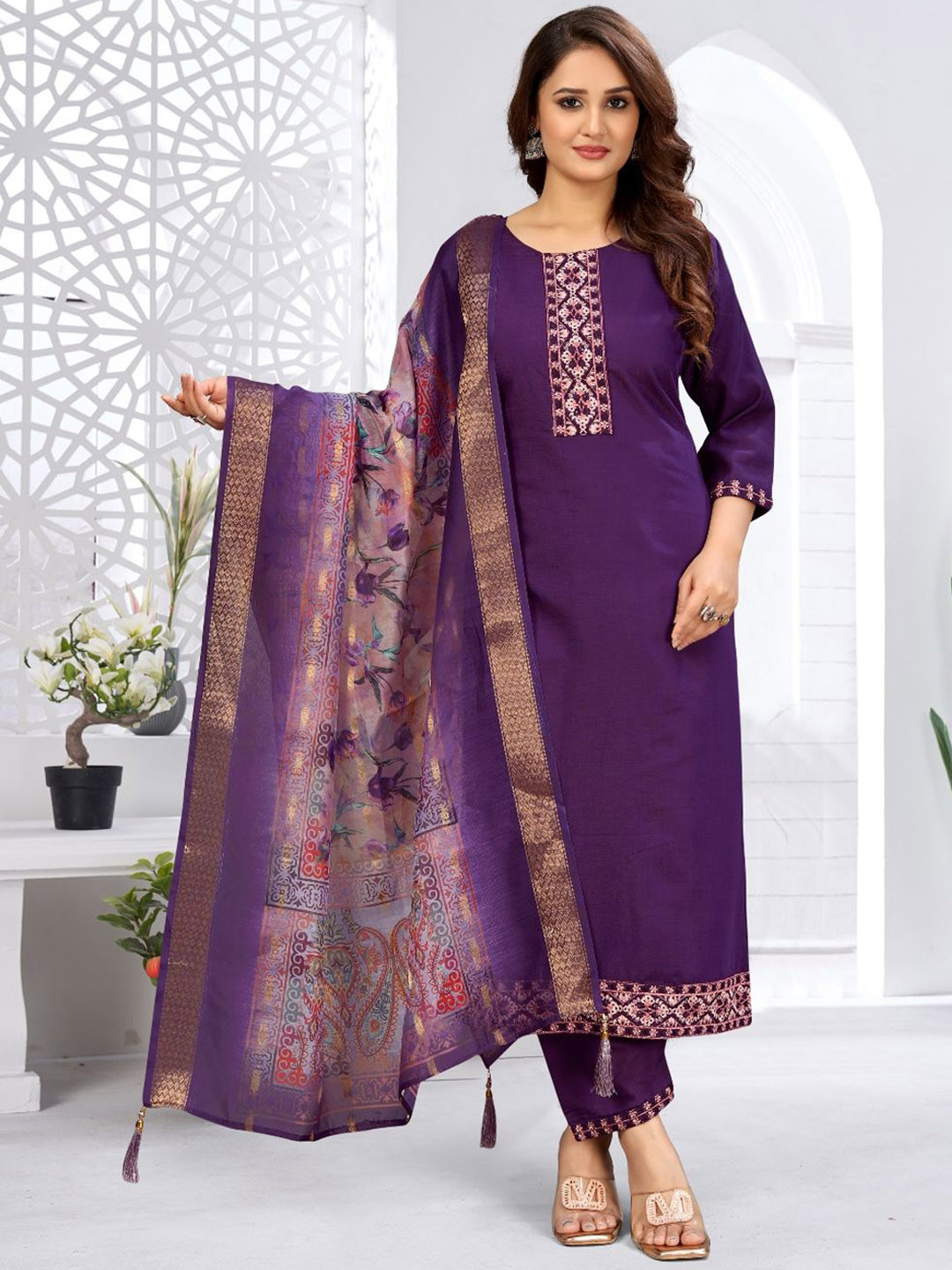 WINE LADY Women Ethnic Motifs Embroidered Kurta with Churidar & Dupatta