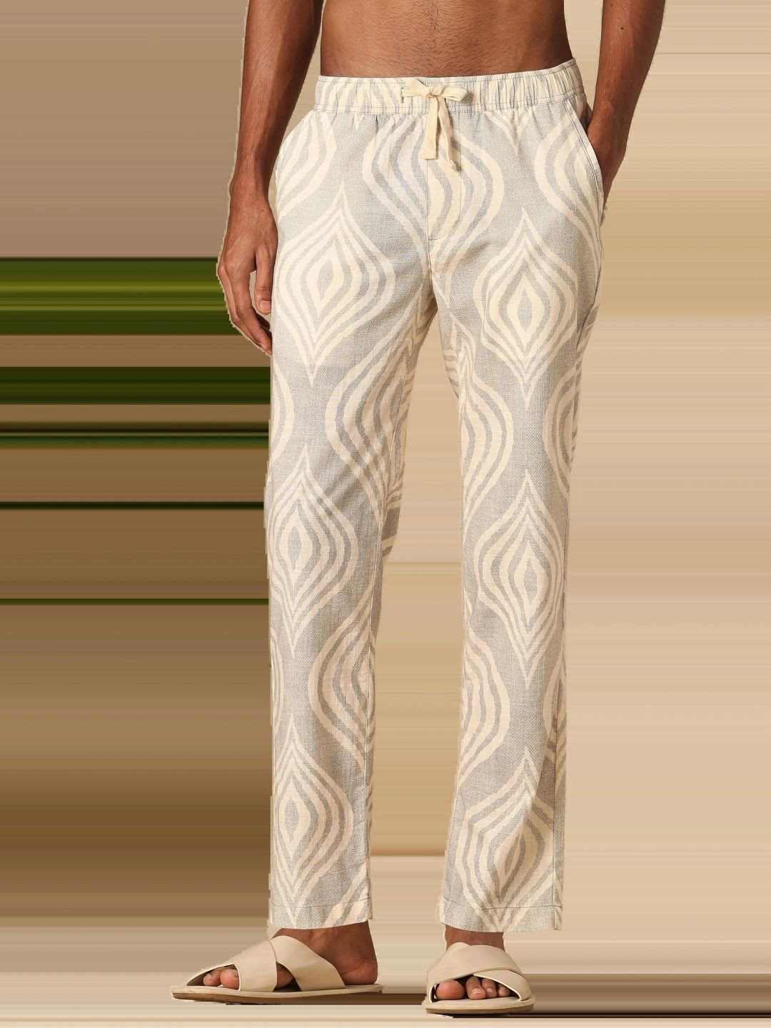 4 TRIPLE O FIVE O BY MUFTI Men Relaxed Fit Trousers