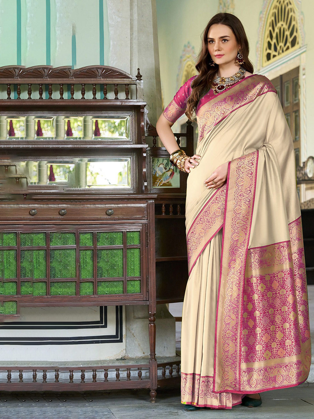 Smart Stree Zari Art Silk Banarasi Saree With Blouse Piece