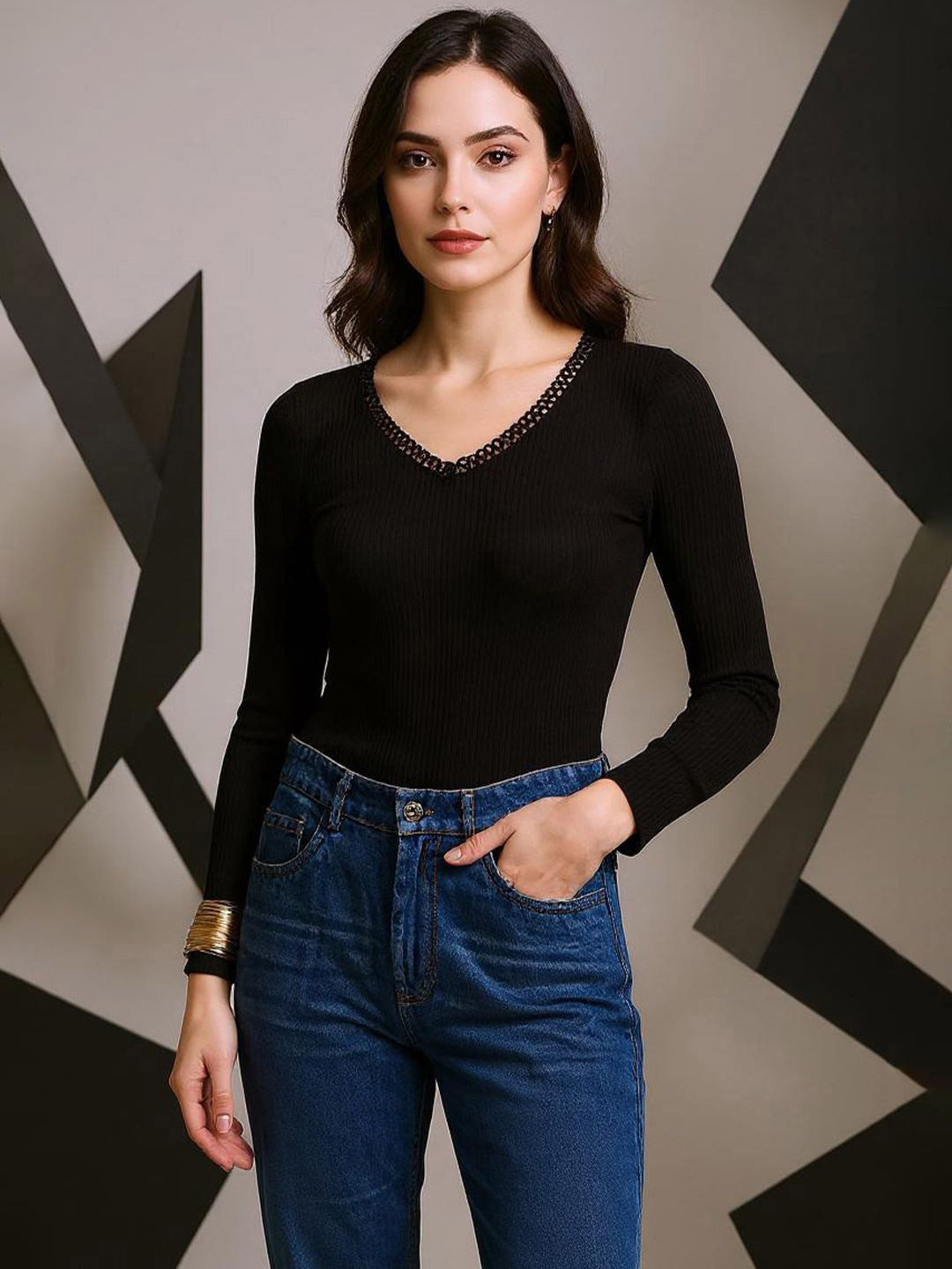 ZUMMER Women V-Neck Fitted Top
