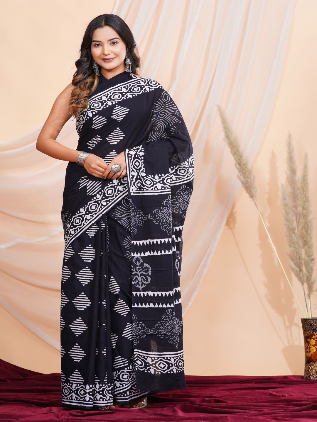 Dastkar Ethnic Motifs Printed Pure Cotton Bagru Saree