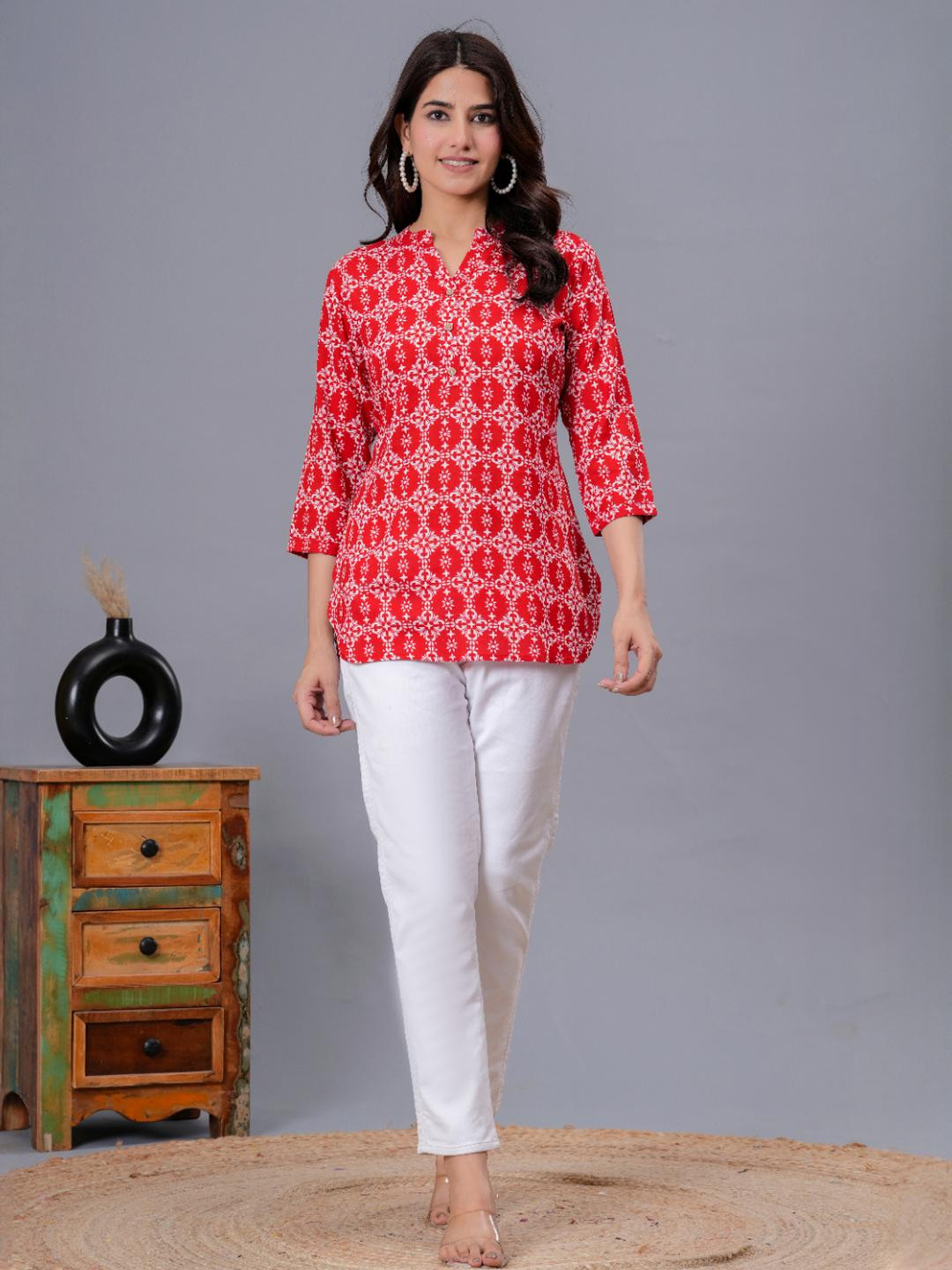 CHOISE GABBAA Rayon Red Floral Printed Short Kurti