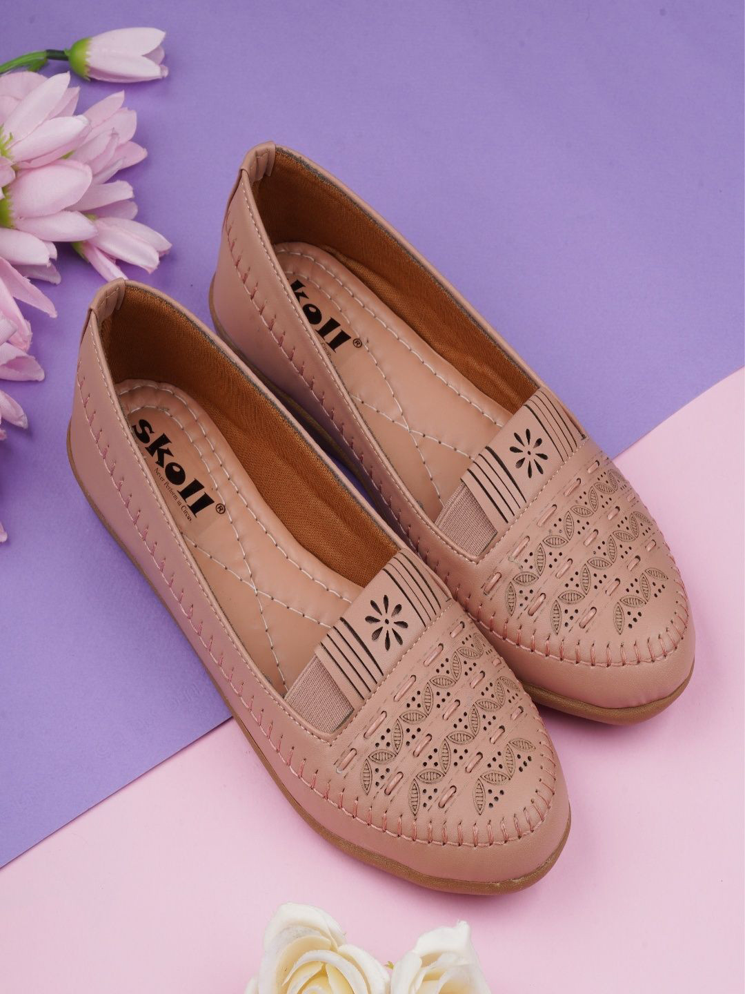 SKOLL Round Toe Ballerinas