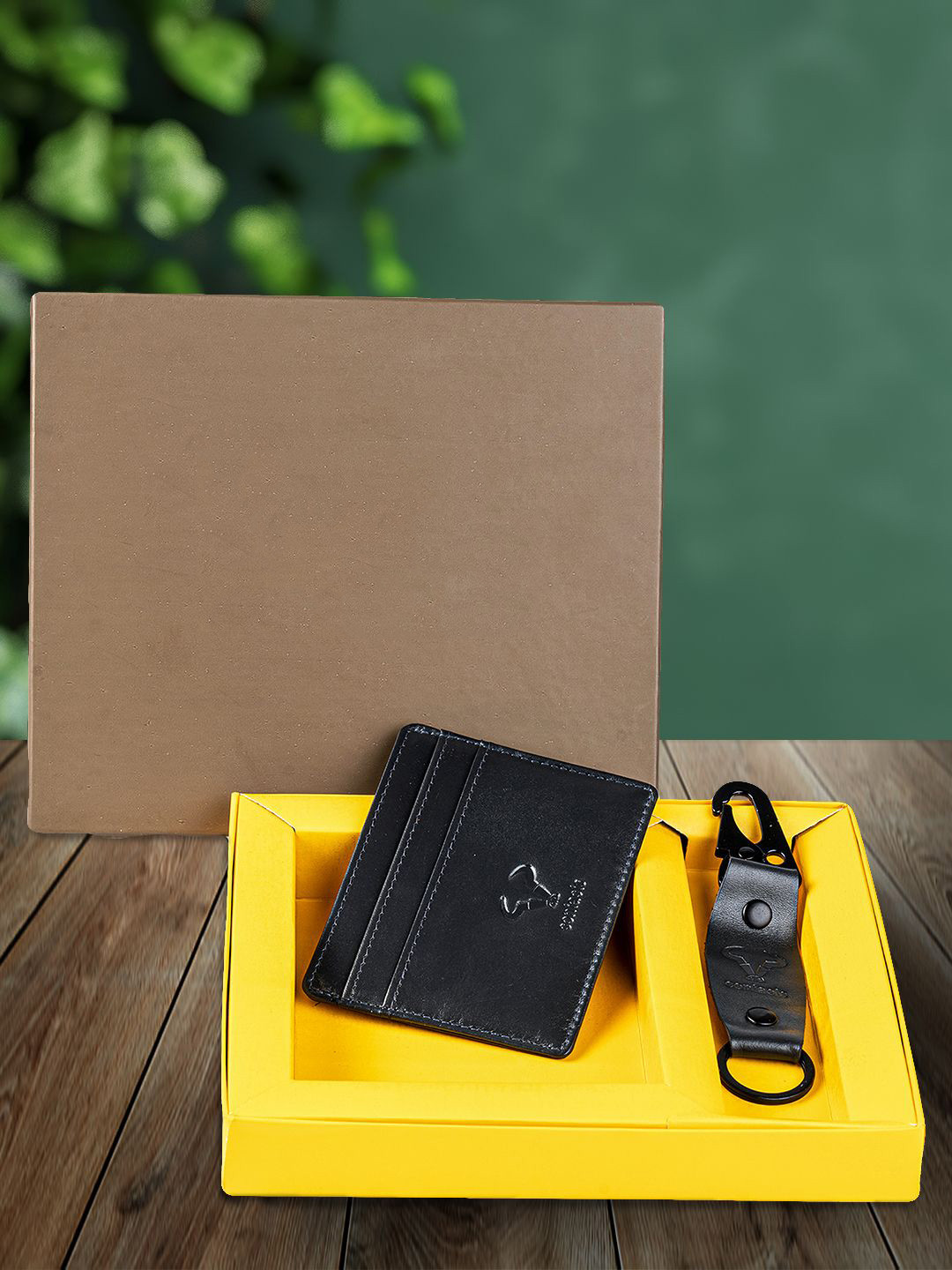 CONTACTS Men Card Holder & Keychain Accessory Gift Set