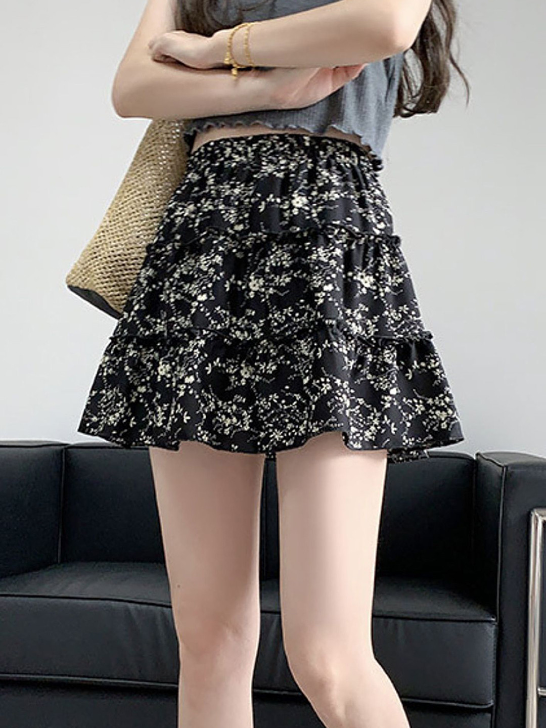 LULU & SKY Women Floral Micro Printed Tiered A-Line Mini Skorts