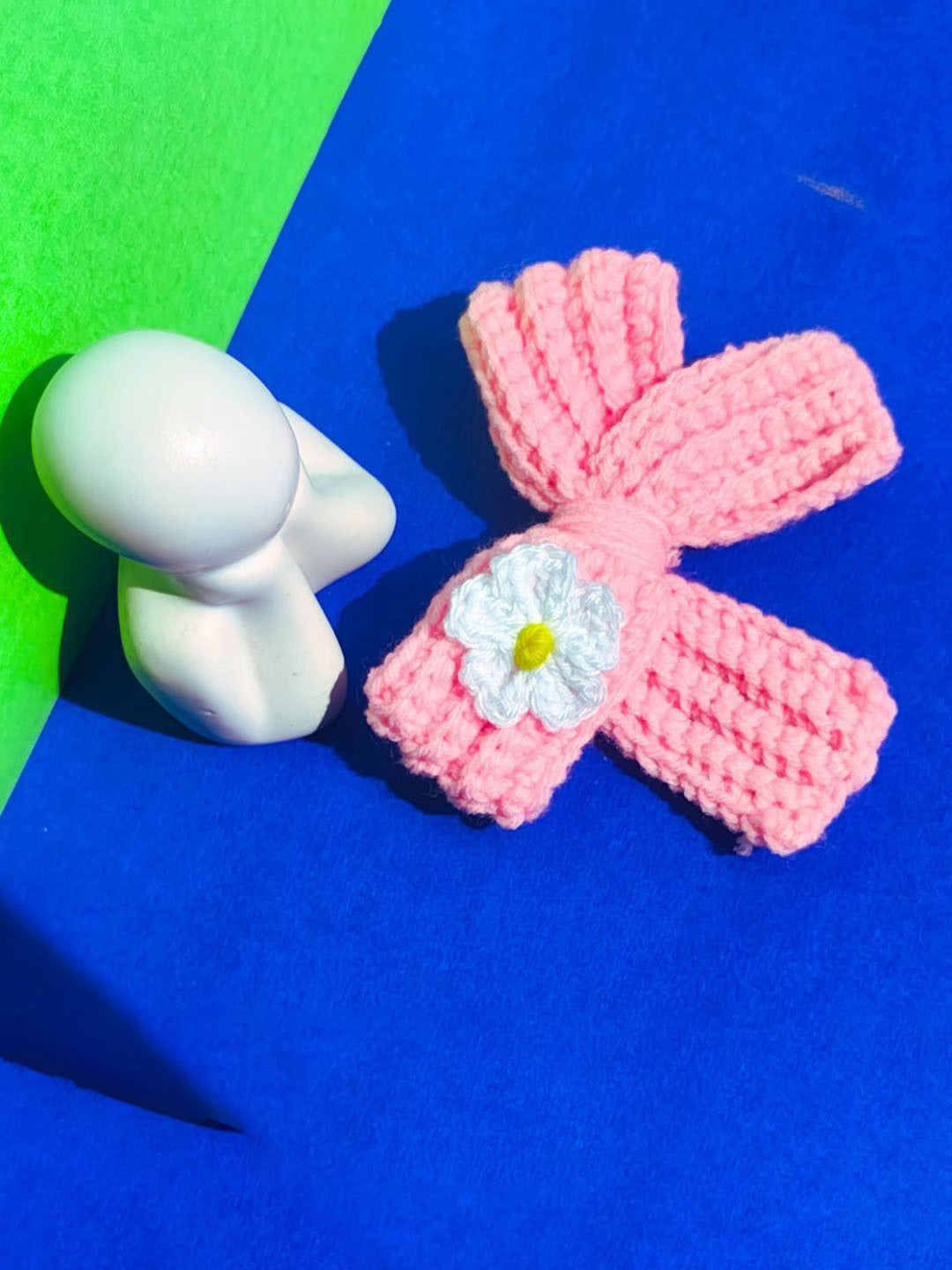 TheYUGO Unisex Princess Bow Crochet Brooch