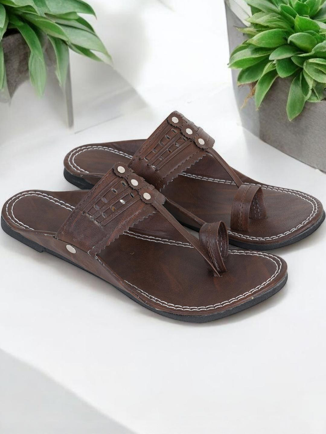 DFR Men Ethnic Comfortable Men Rajasthani Slipper Chappals