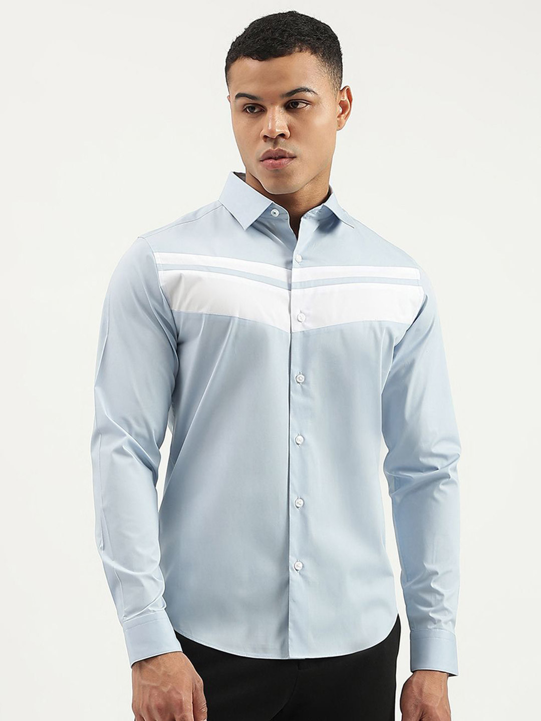United Colors of Benetton Colourblocked Spread Collar Slim Fit Cotton Shirt
