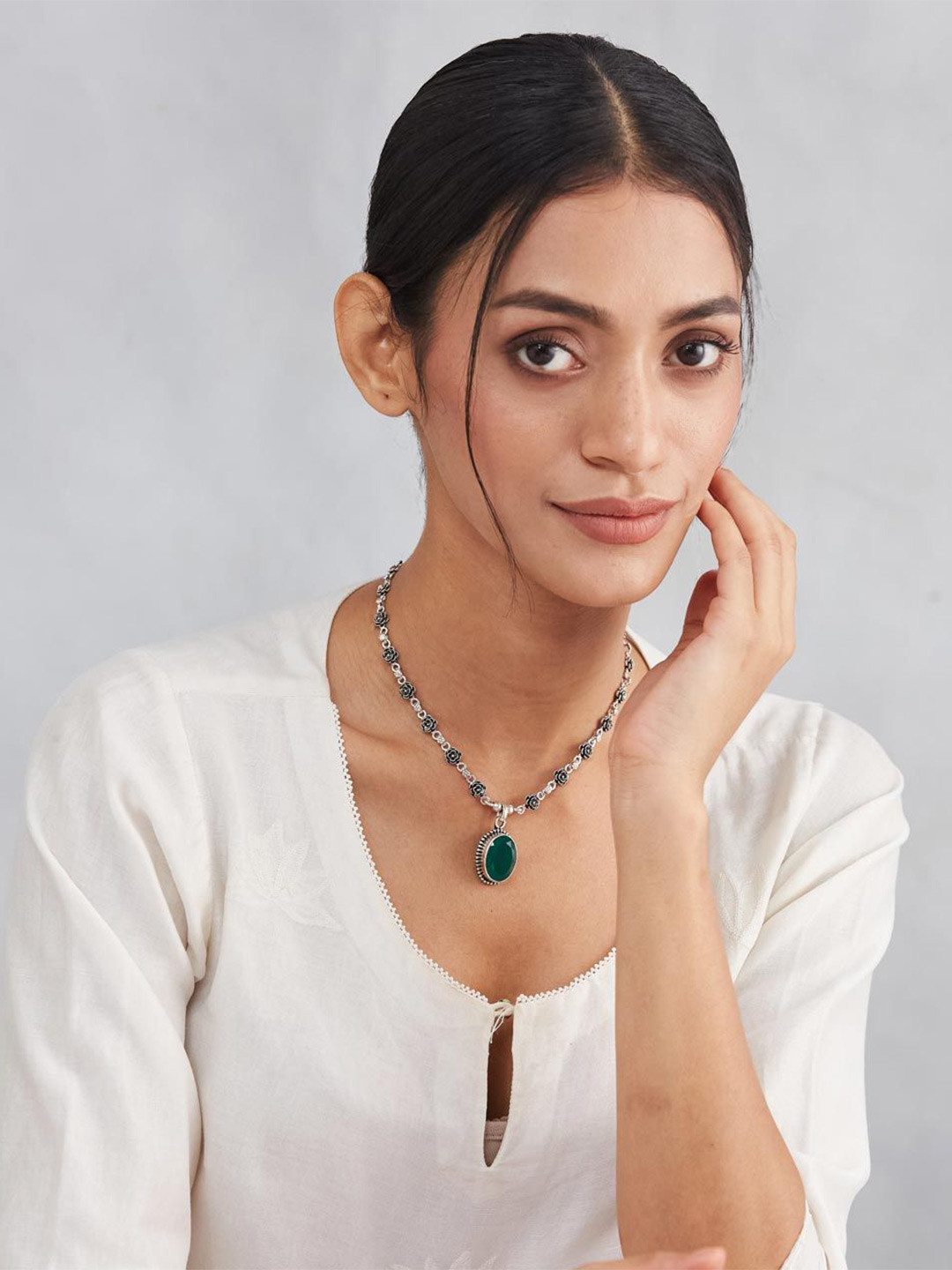 Fabindia Silver Artificial Stones Studded Short Necklace