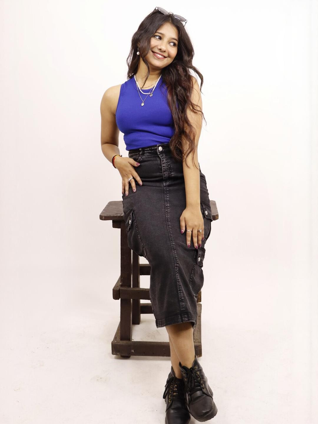 MODFUSE Women's Black Denim Cargo Midi Skirt with Side Utility Pockets