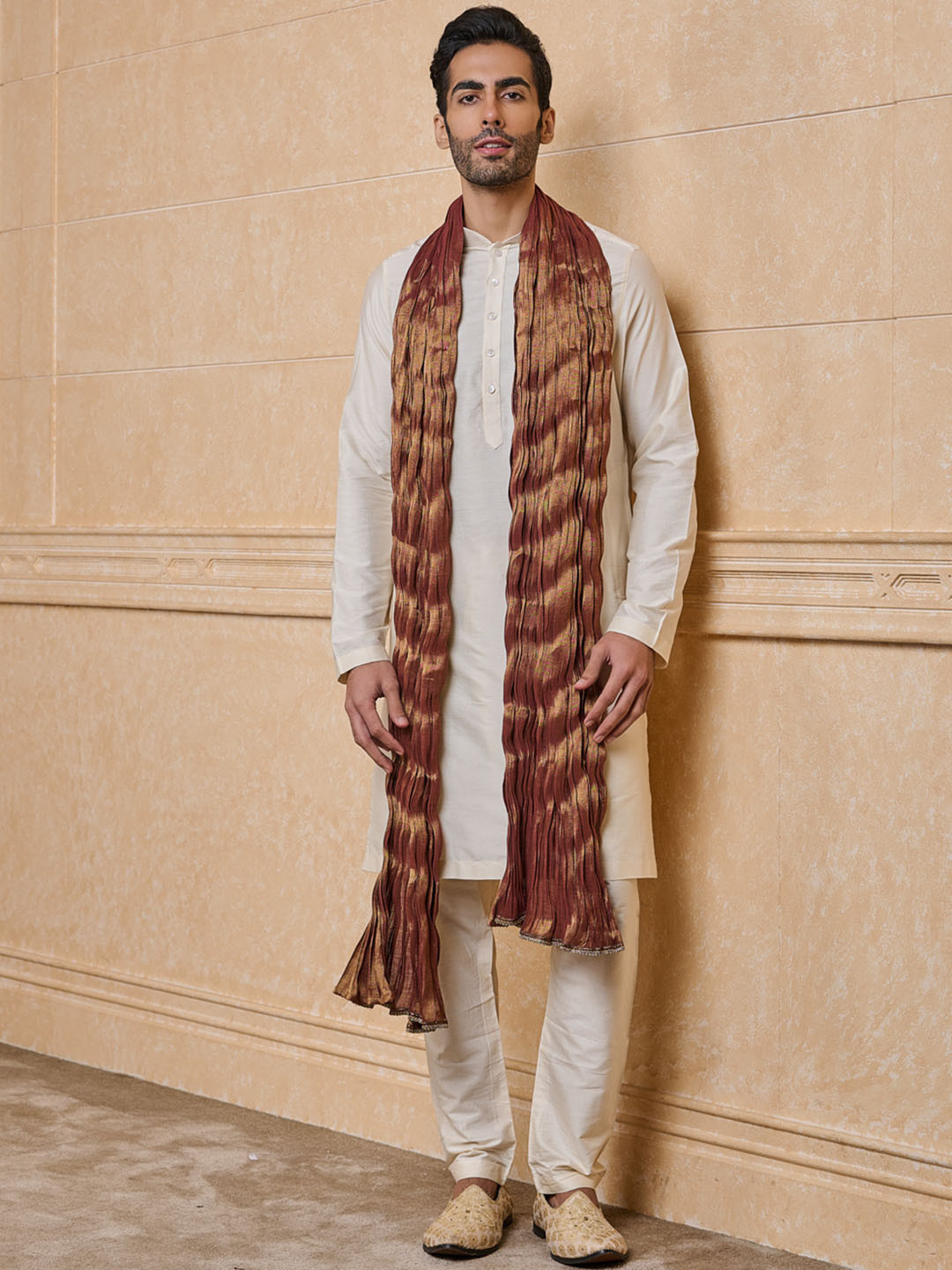 Tasva Men Taping Border Stole