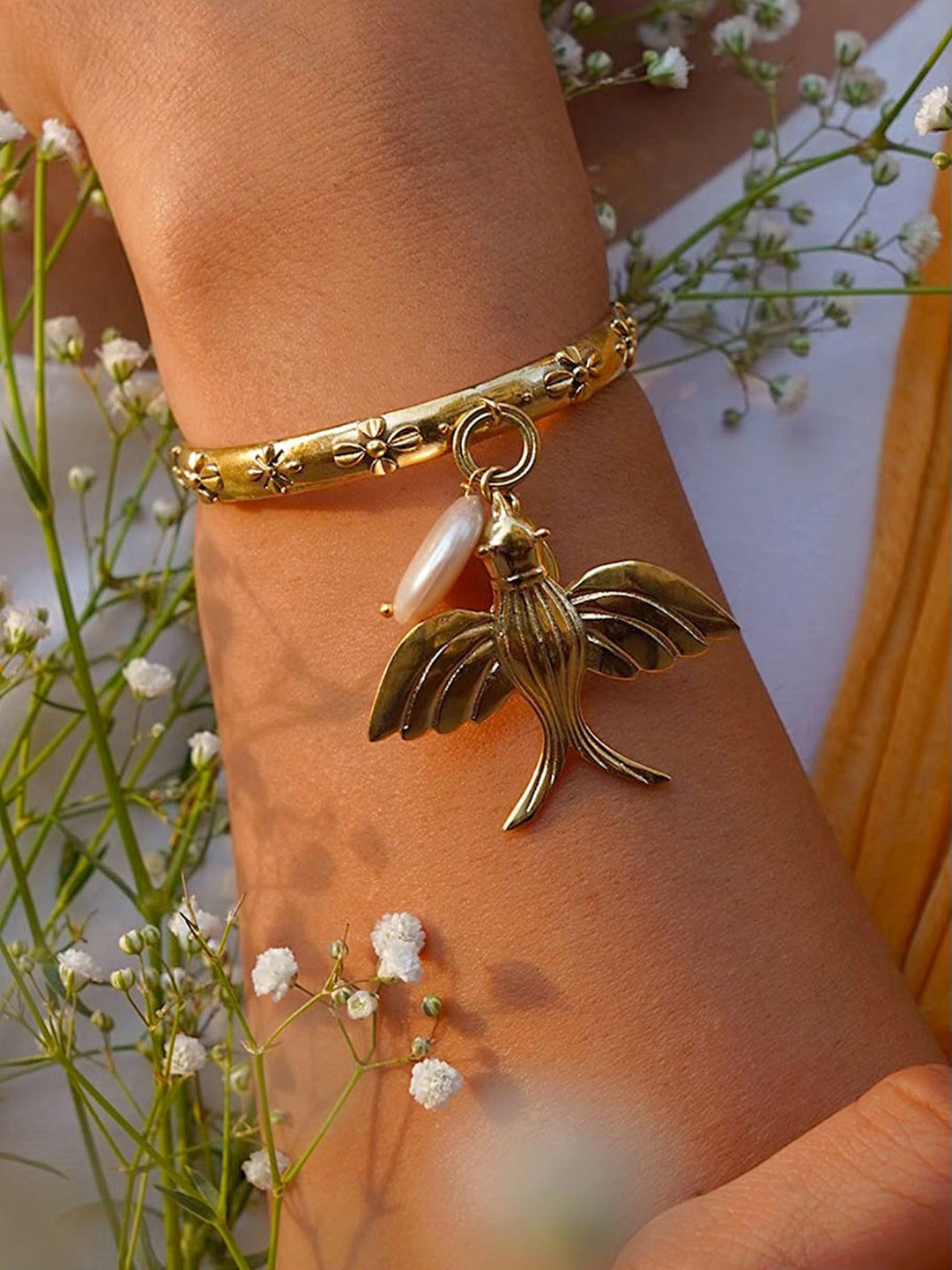 Soul Works Women Pearls Bye Bye Birdie Openable Kada Bracelet