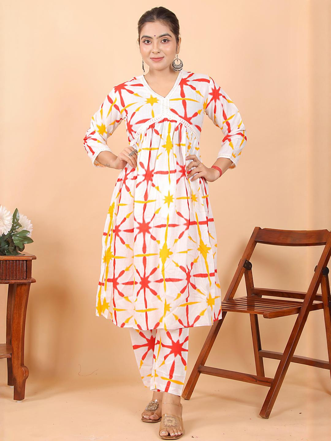 PARTH STYL FASHION Women White Cotton Blend Kurta Sets