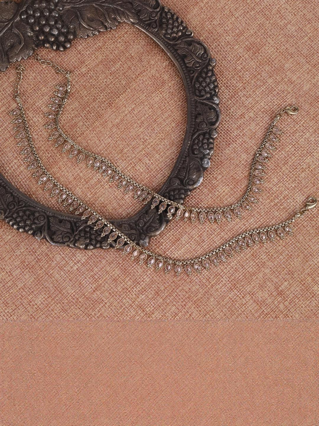 SALONI FASHION JEWELLERY Oval Shape Gold-Plated Crystals Anklet