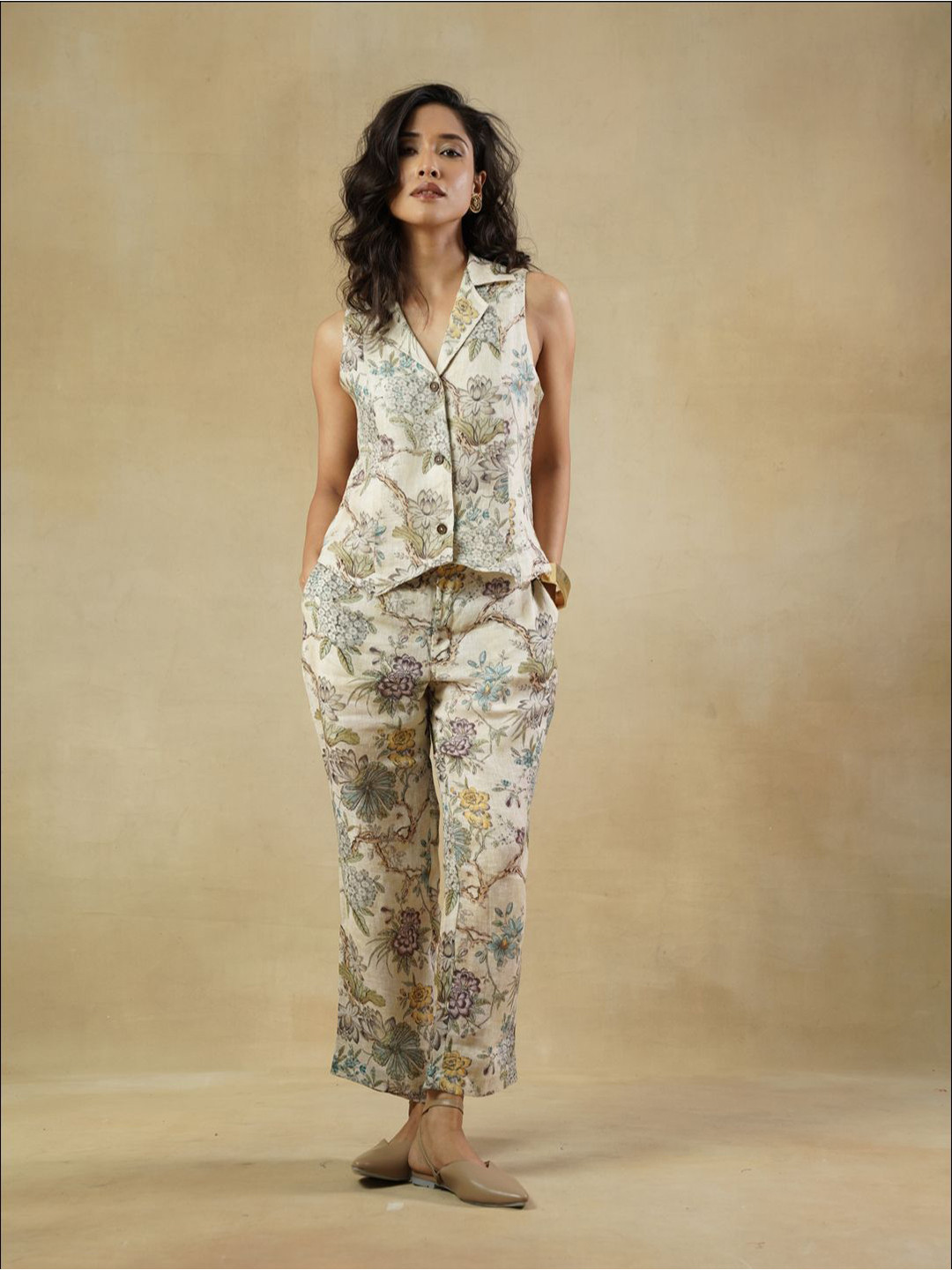 SAKU Floral Printed Linen Vest Top