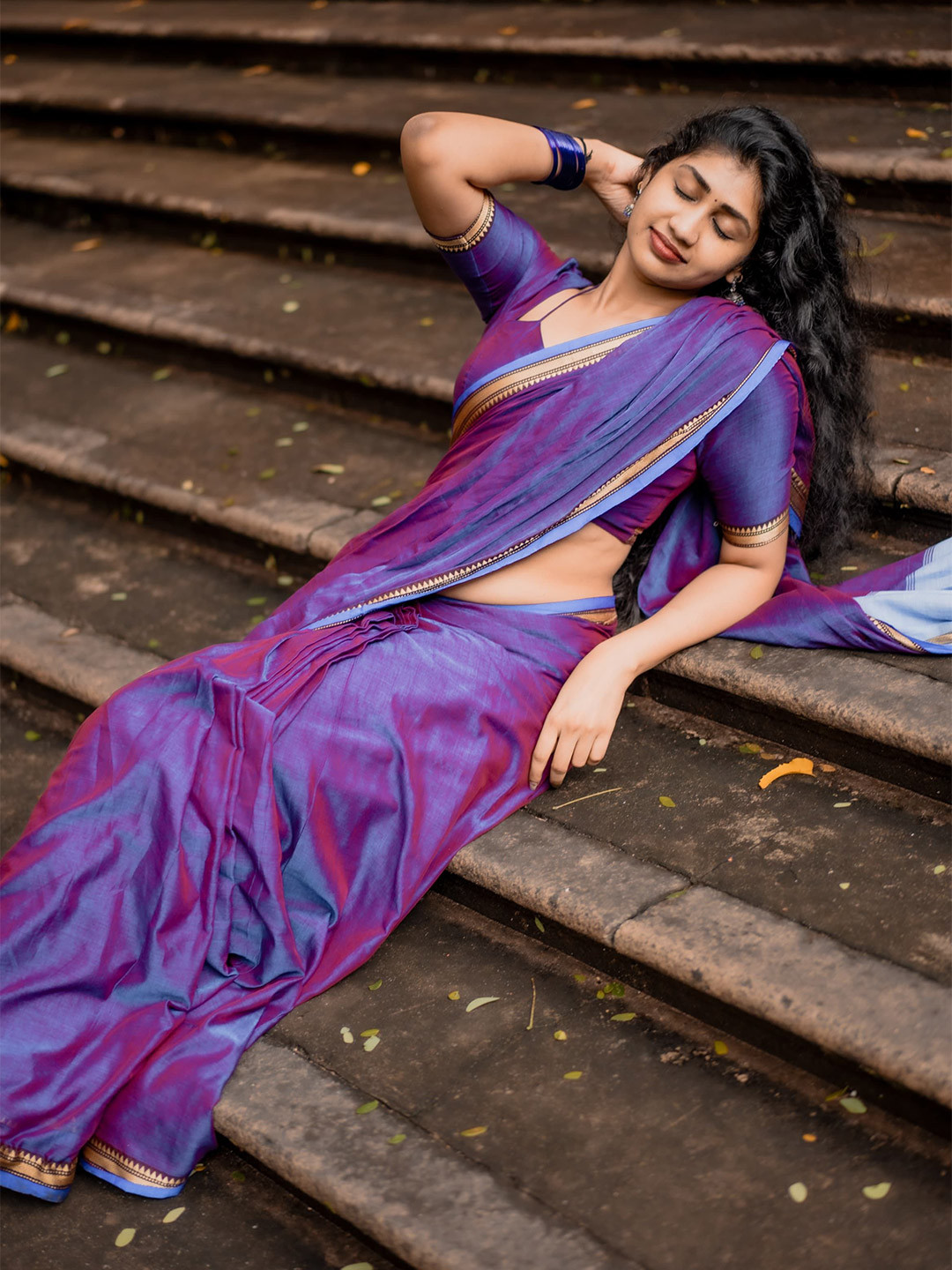 DEVIKA TEXTILES Woven Design Border Pure Cotton Saree