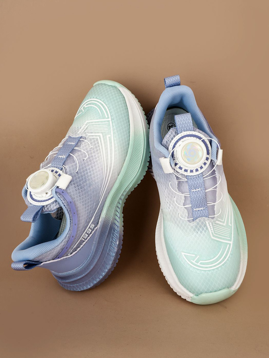 ZOOMBIE Kids Anti Odour Walking Shoes