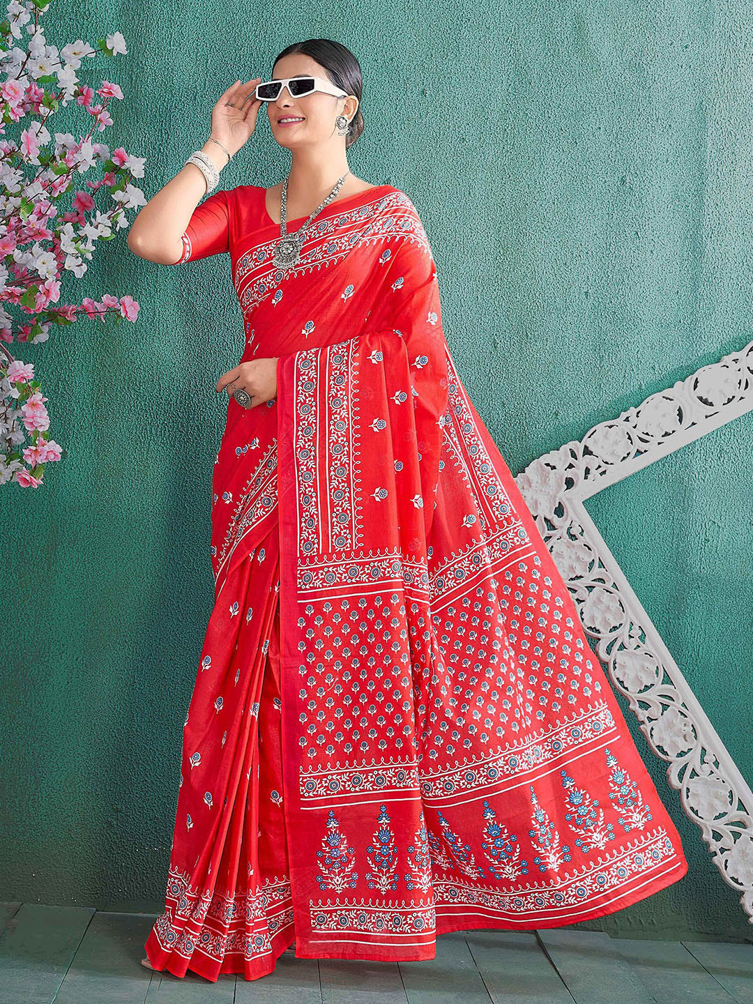 BerMondsey Floral Block Print Pure Cotton Saree With Blouse