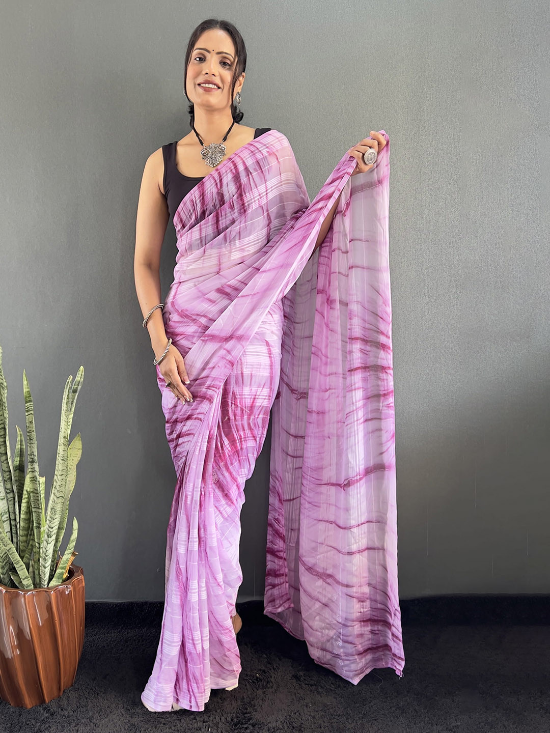 KALINI Tie and Dye Georgette Ready To Saree