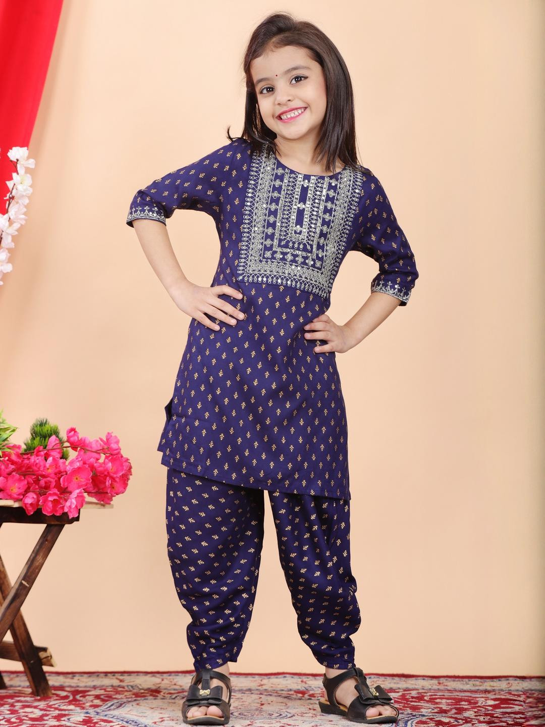Flyfinns Girls Rayon Kurta And Dhoti Set