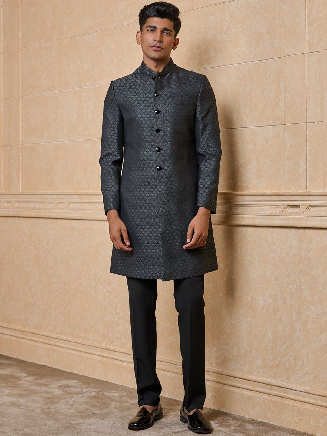 Tasva Embroidered Jacquard Mandarin Collar Neck Indo Western Set