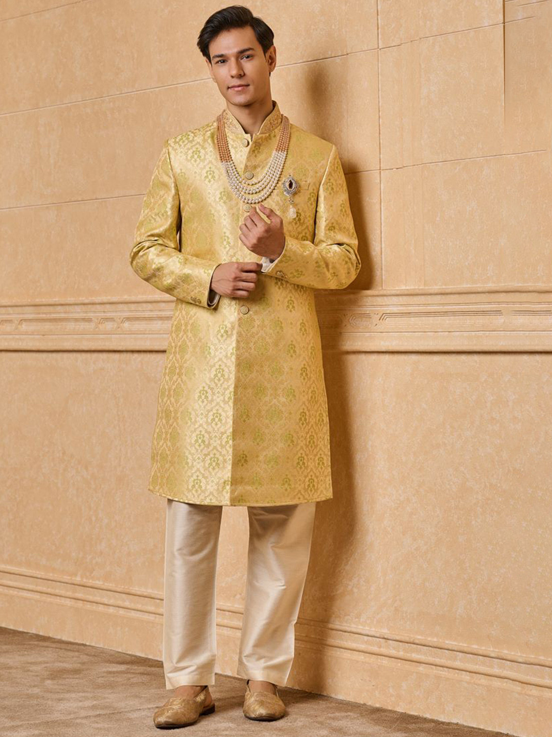 Tasva Zardozi Embroidered Brocade Mandarin Collar Neck Indo Western Set