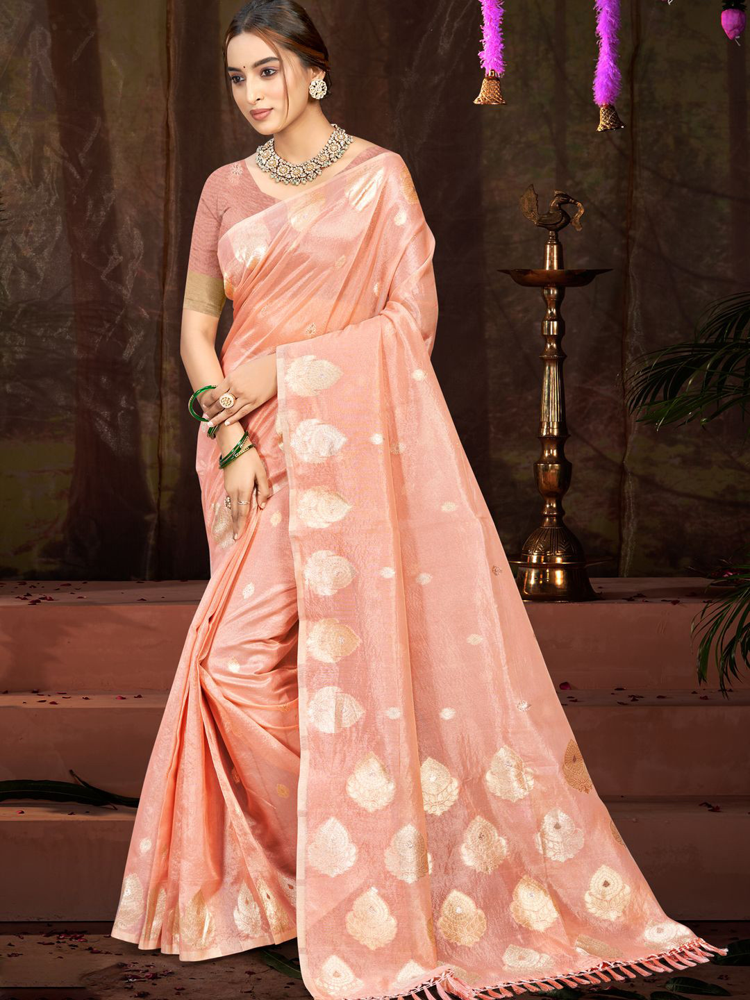 DEVATITHI Peach Munga kota Saree