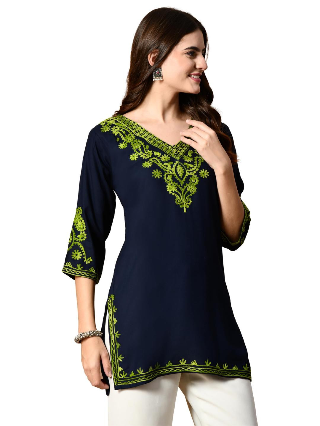 LIBOZA Women Navy Blue Cotton Kurtas