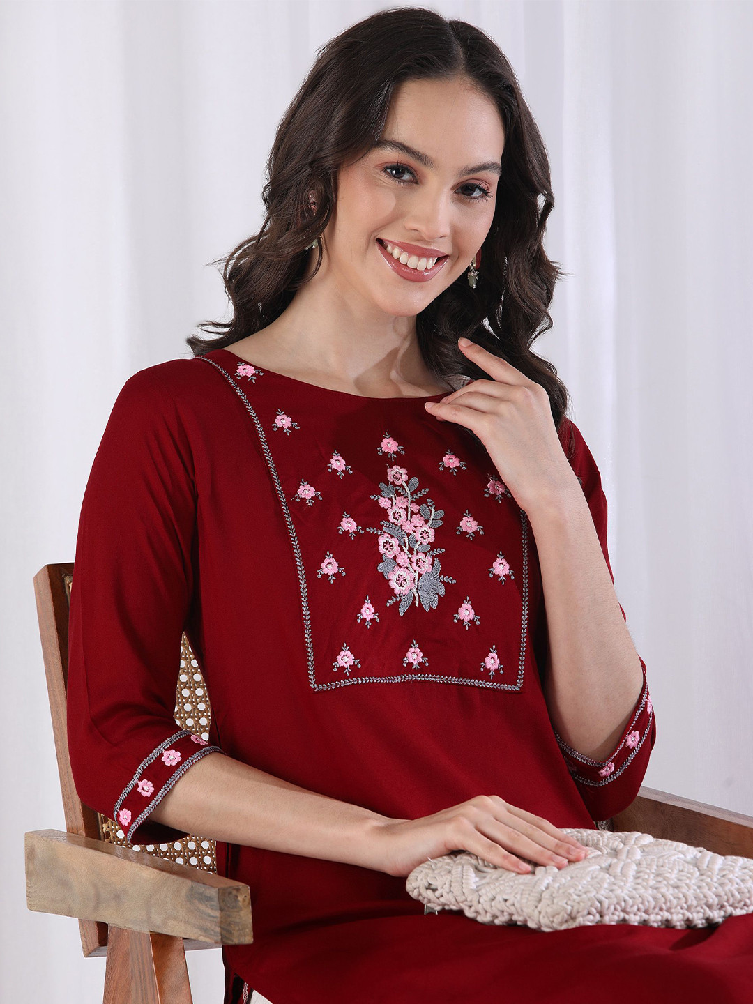 Tzelynn Floral Yoke Design Thread Work Straight Kurta